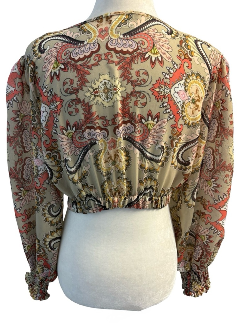 Boho Paisley Ring Front Crop Top Lightweight & Flowy Y2K Size Small Cut Out Top - Picture 8 of 14